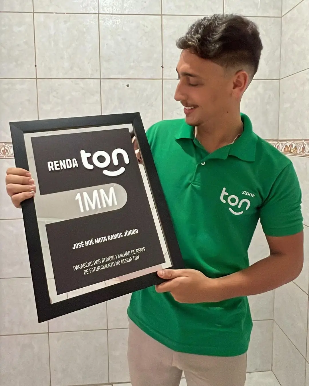 Júnior Mota - Embaixador Oficial Ton Stone, Top 5 Parceiro com mais de 10 mil clientes atendidos em todo o Brasil